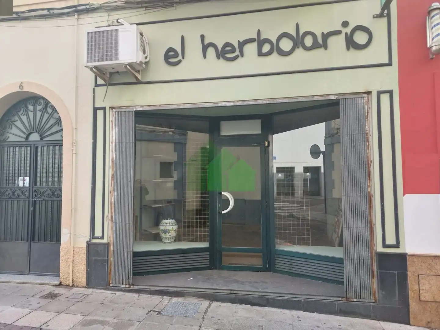 Local comercial en venda a TEIDE 6