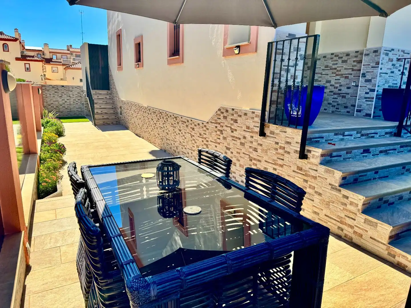 Casa bifamiliare con piscina in vendita a Camino del Molino 1, imagen 2