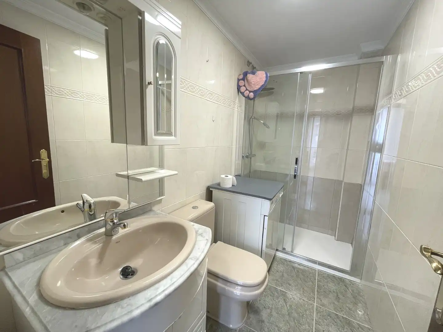 Bathroom of Flat for rent in Salamanca  with Heating, Furnished and Balcony