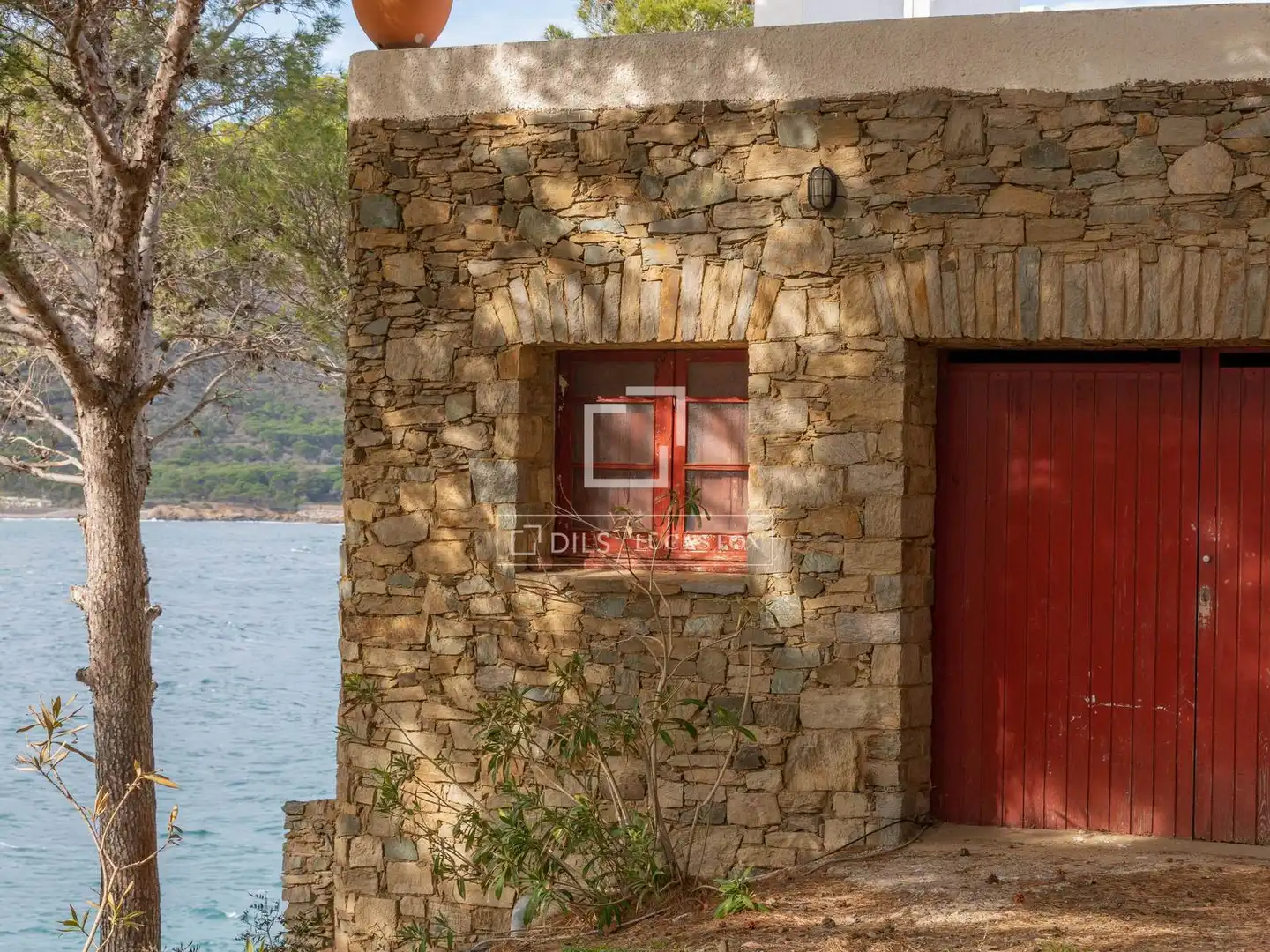 Vista exterior de Casa o xalet en venda en El Port de la Selva amb Calefacció, Terrassa i Traster