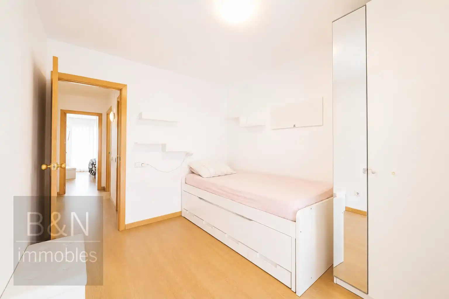 Bedroom of Flat for sale in Terrassa  with Air Conditioner, Heating and Balcony