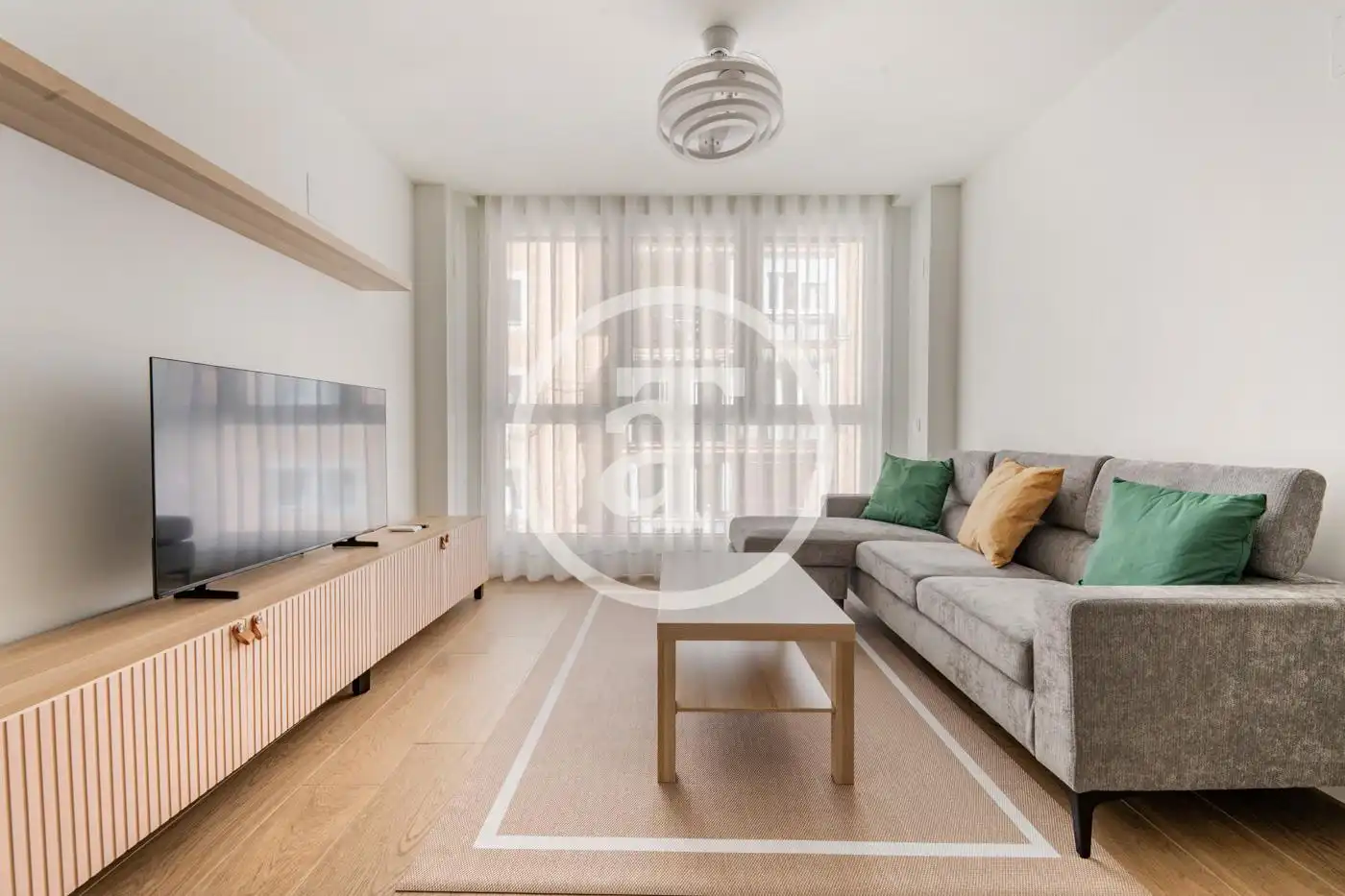 Flat for rent in Calle de San Aquilino, Almenara -Ventilla