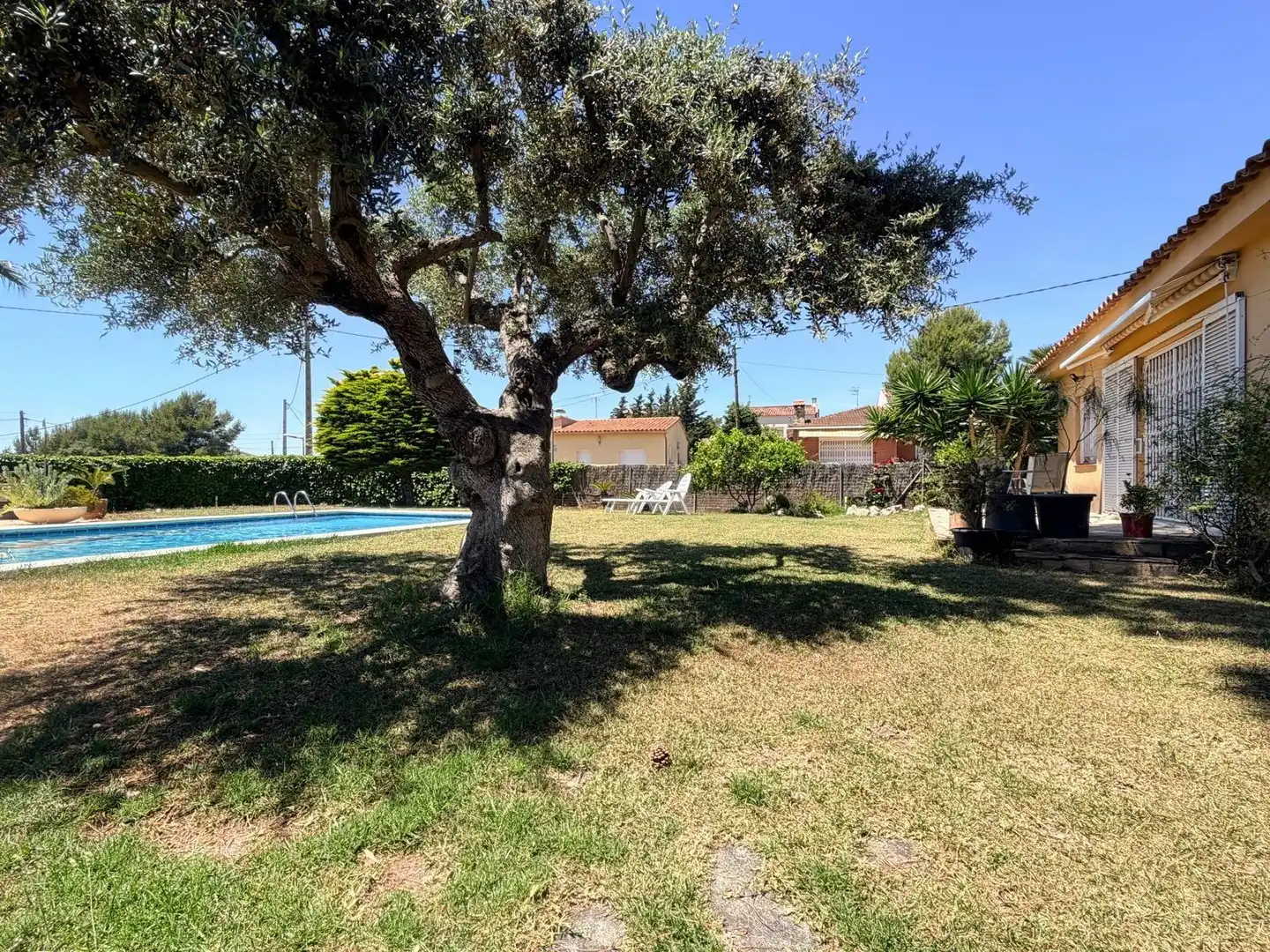 Jardí de Casa o xalet en venda en Cunit amb Calefacció, Jardí privat i Piscina