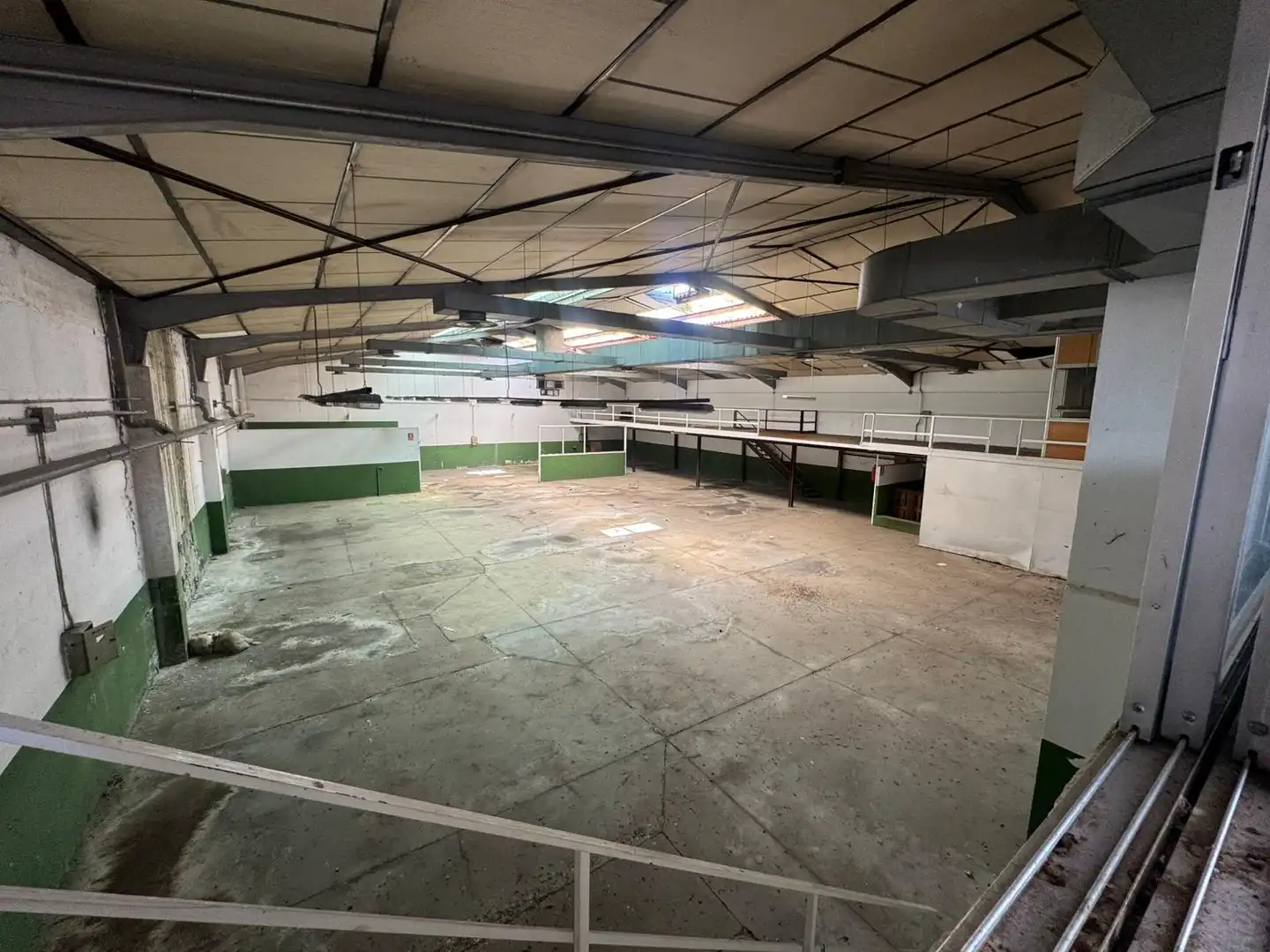Nave industrial en venta en Algete