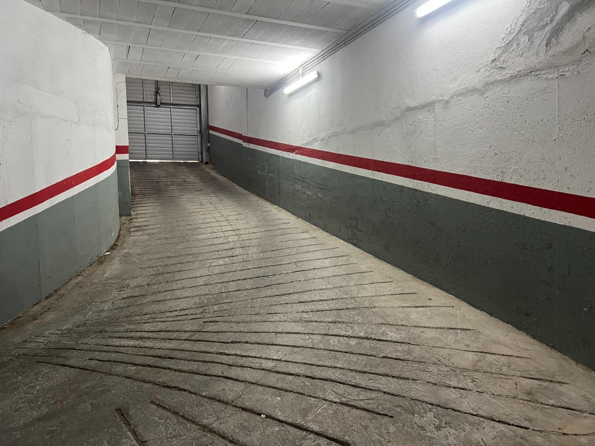 Aparcament de Pis en venda en Inca amb Aire condicionat, Terrassa i Balcó