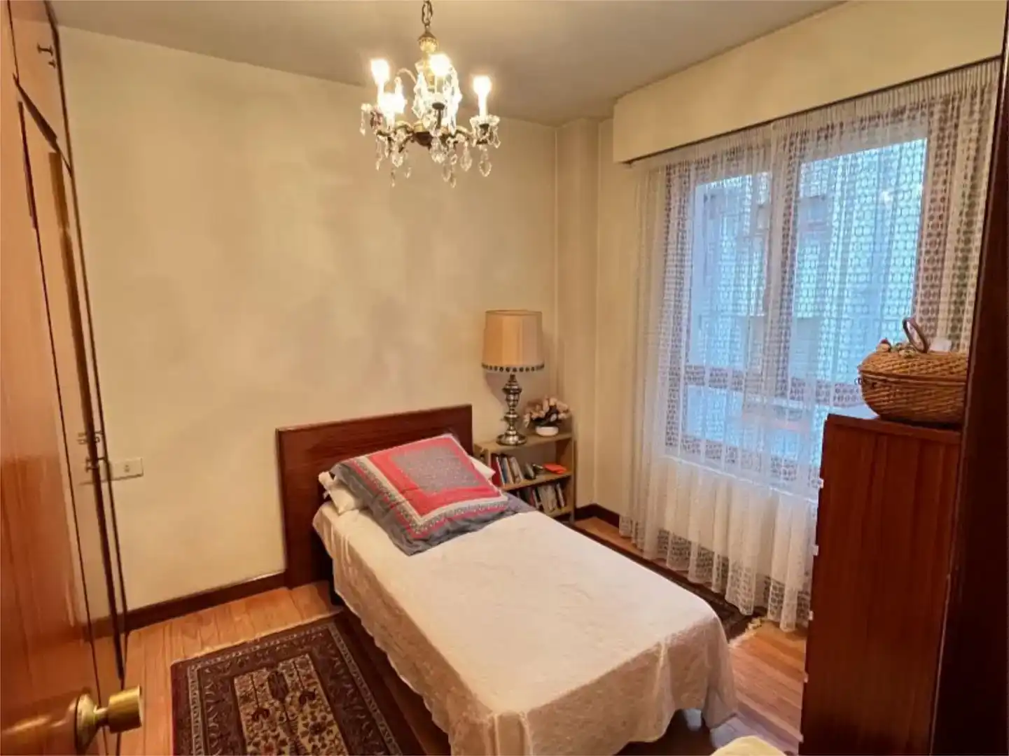Habitación de Piso en venta en Bilbao  con Balcón