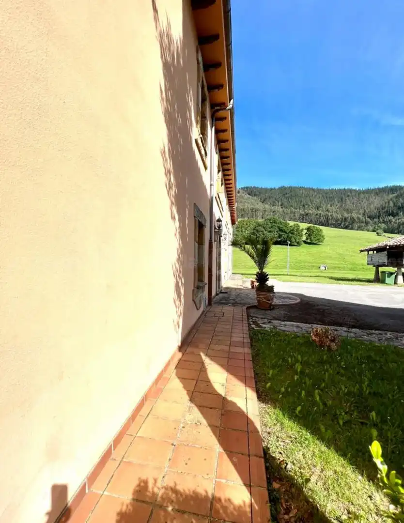 Vista exterior de Casa o chalet en venta en Piloña con Calefacción y Jardín privado