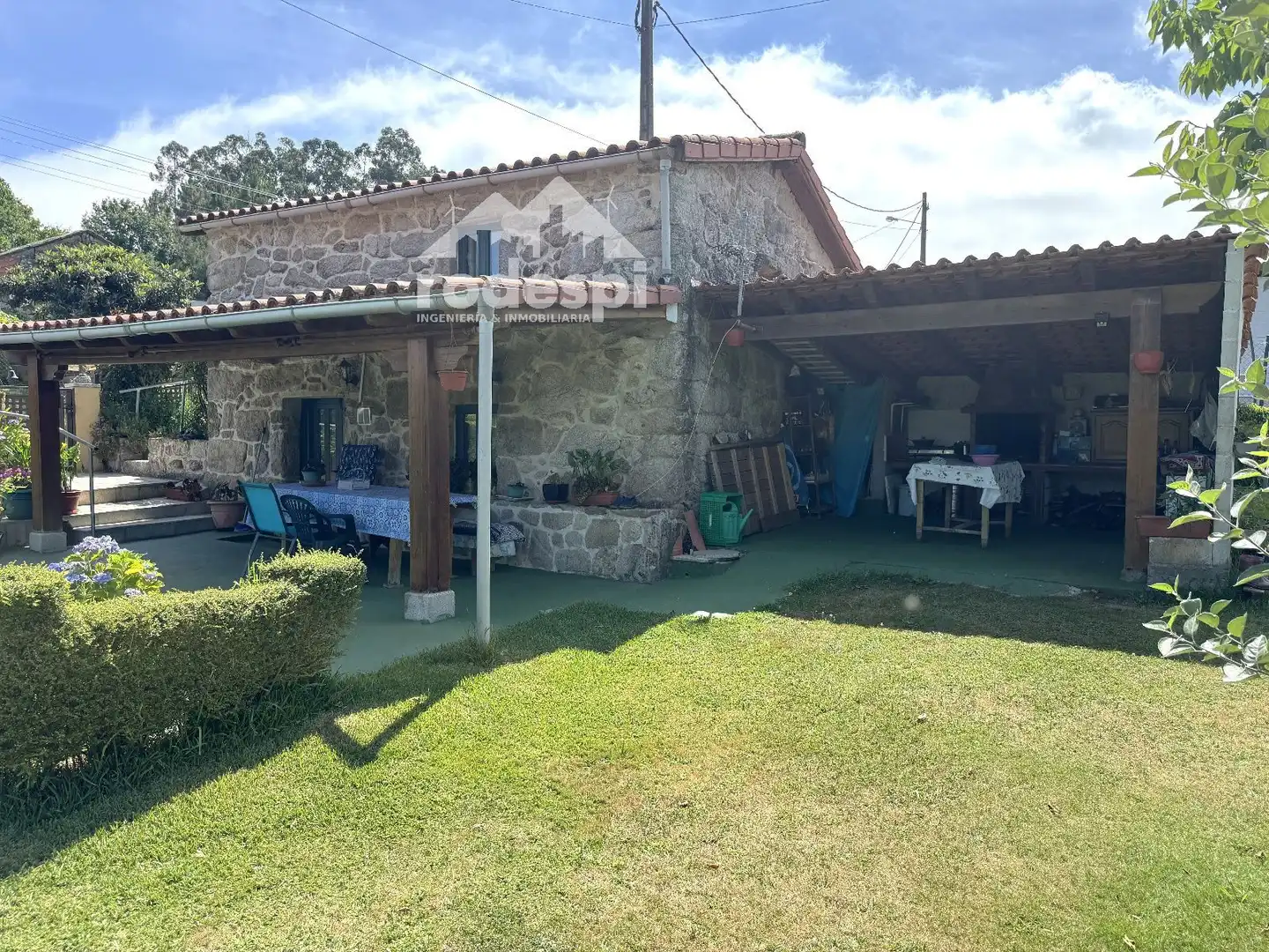 Jardí de Casa o xalet en venda en Arbo amb Moblat