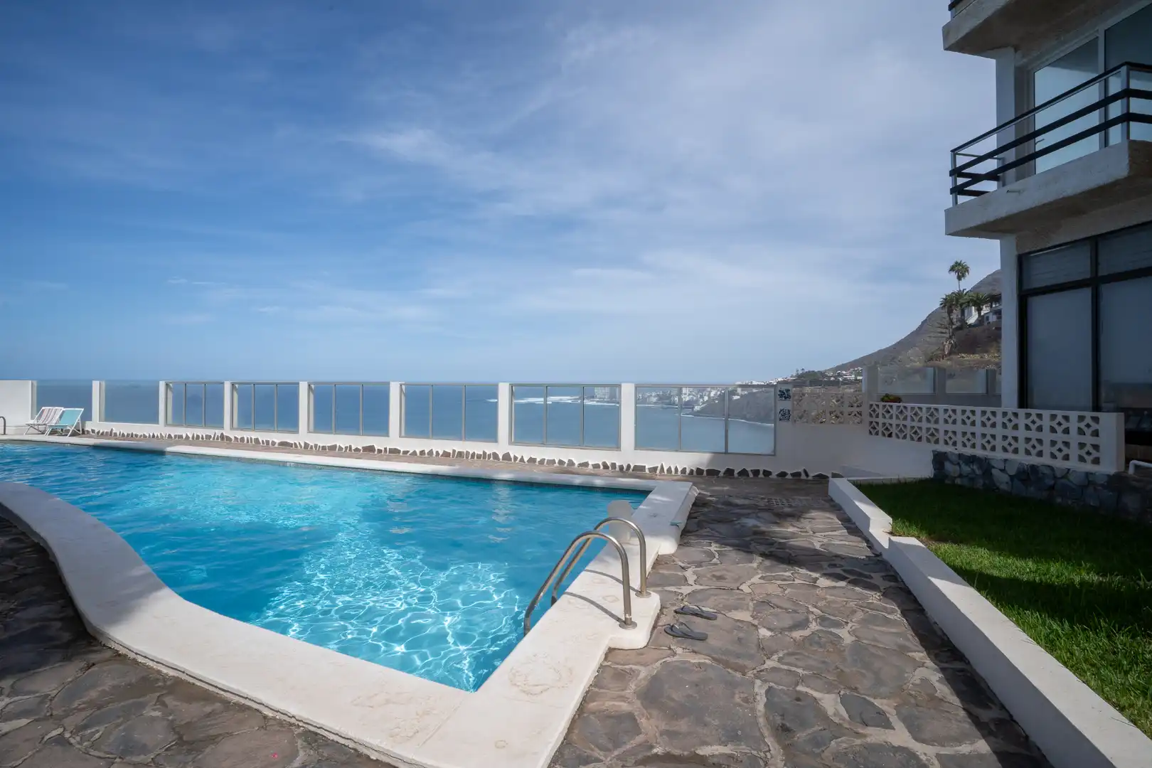 Swimming pool of Flat for sale in San Cristóbal de la Laguna  with Terrace, Furnished and Community pool