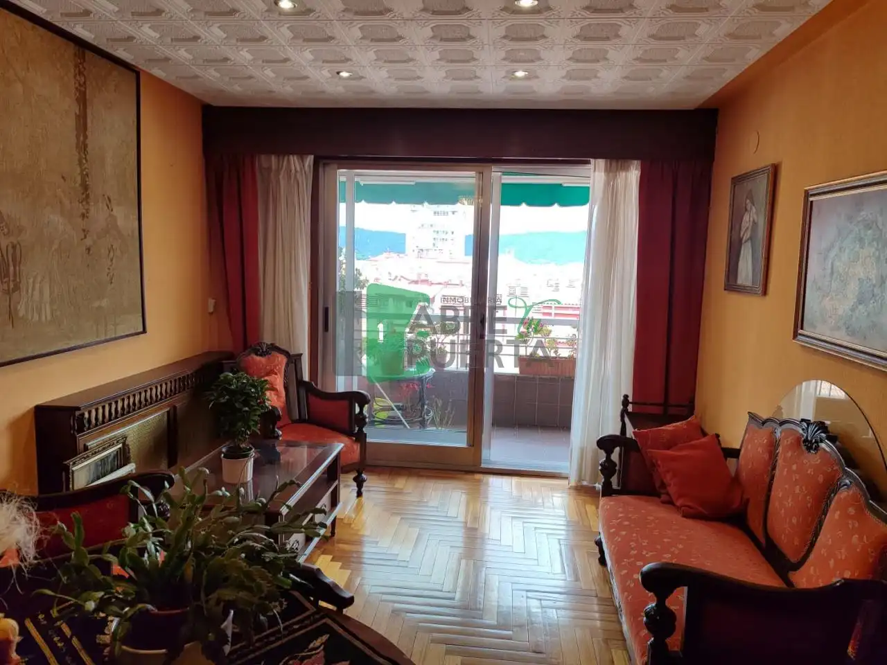 Living room of Flat for sale in Ourense Capital   with Heating, Parquet flooring and Storage room