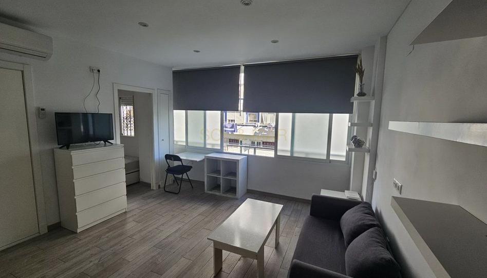 Foto 1 de Apartament de lloguer a Loma de los Riscos, Málaga
