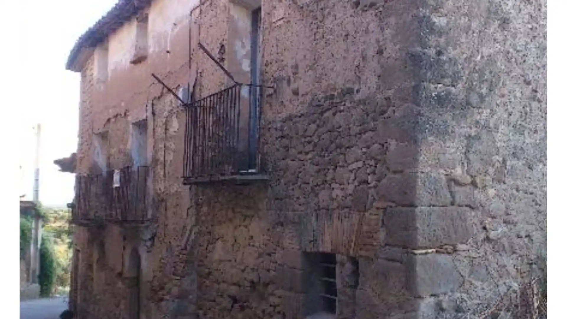 Vista exterior de Casa o chalet en venta en Barbastro