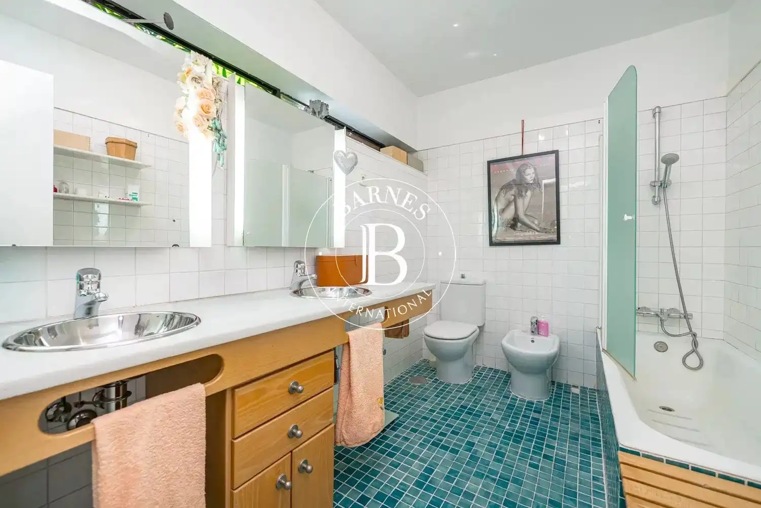 Baño de Casa adosada en venta en Madrid con Calefacción, Jardín privado y Terraza