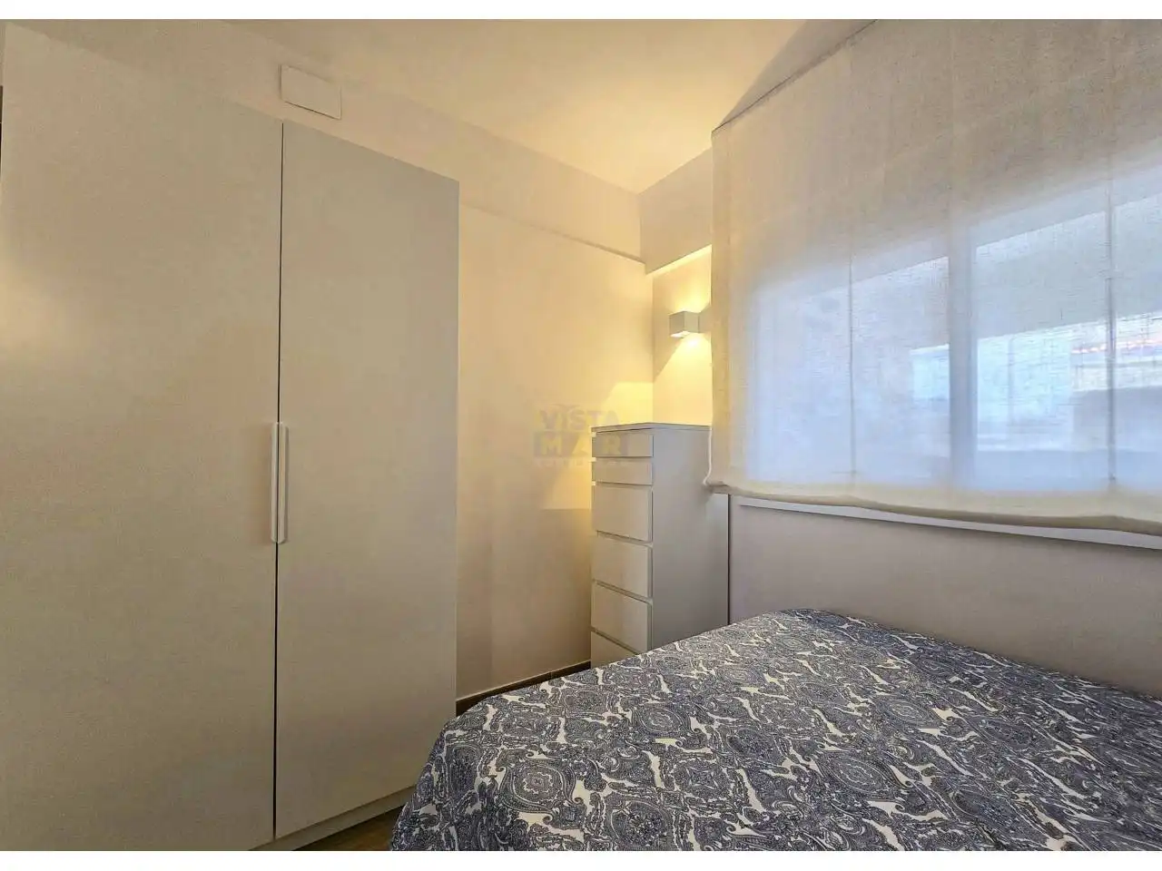 Habitación de Piso de alquiler en Cubelles con Aire acondicionado y Amueblado