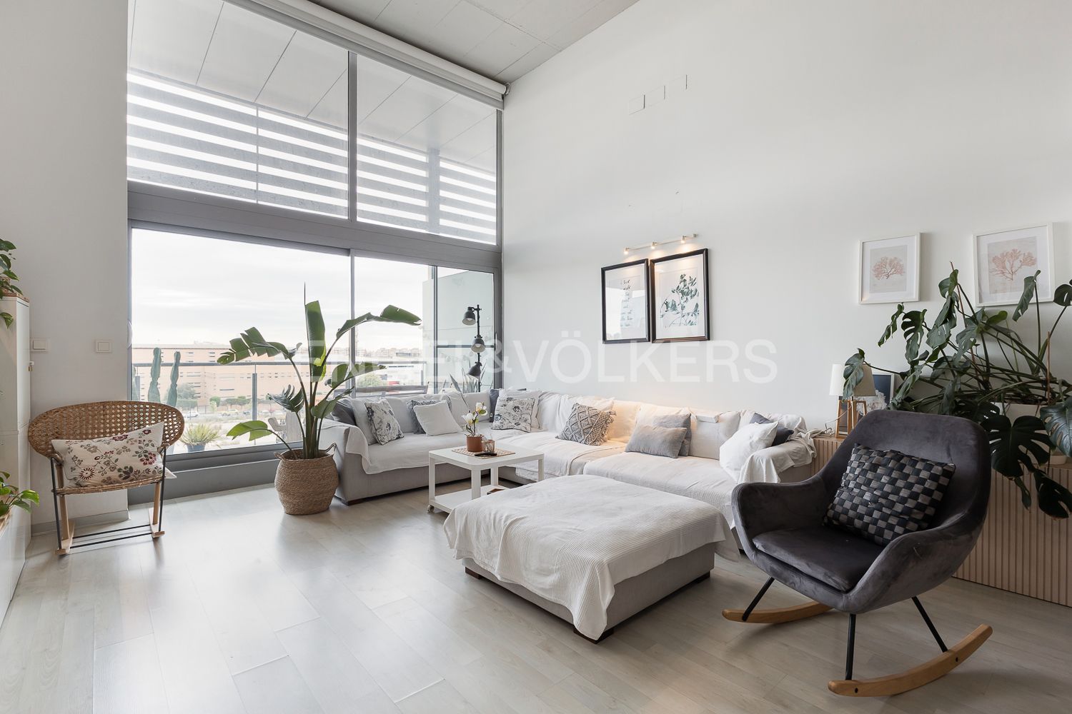 Sala d'estar de Loft de lloguer en  Valencia Capital amb Aire condicionat, Calefacció i Parquet