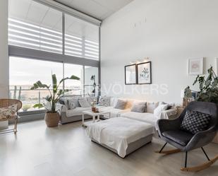 Sala d'estar de Loft de lloguer en  Valencia Capital amb Aire condicionat, Calefacció i Parquet