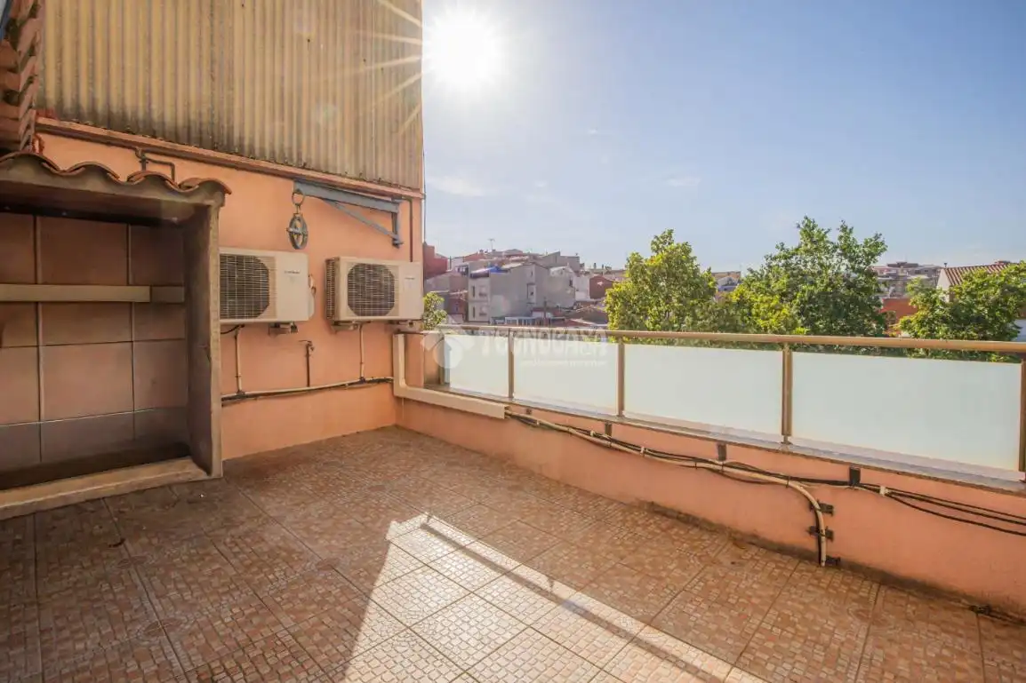 Terrassa de Casa adosada en venda en Terrassa amb Aire condicionat, Calefacció i Terrassa