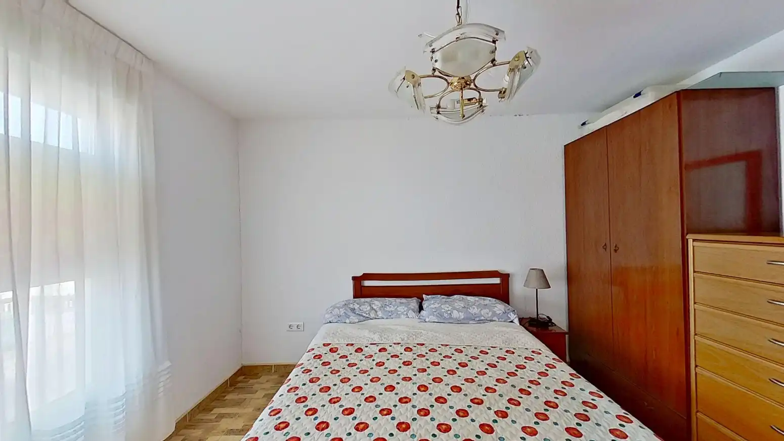 Dormitori de Casa adosada en venda en Suances amb Terrassa i Balcó