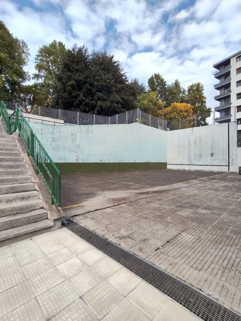 Aparcament de Pis en venda en Otxarkoaga - Txurdinaga