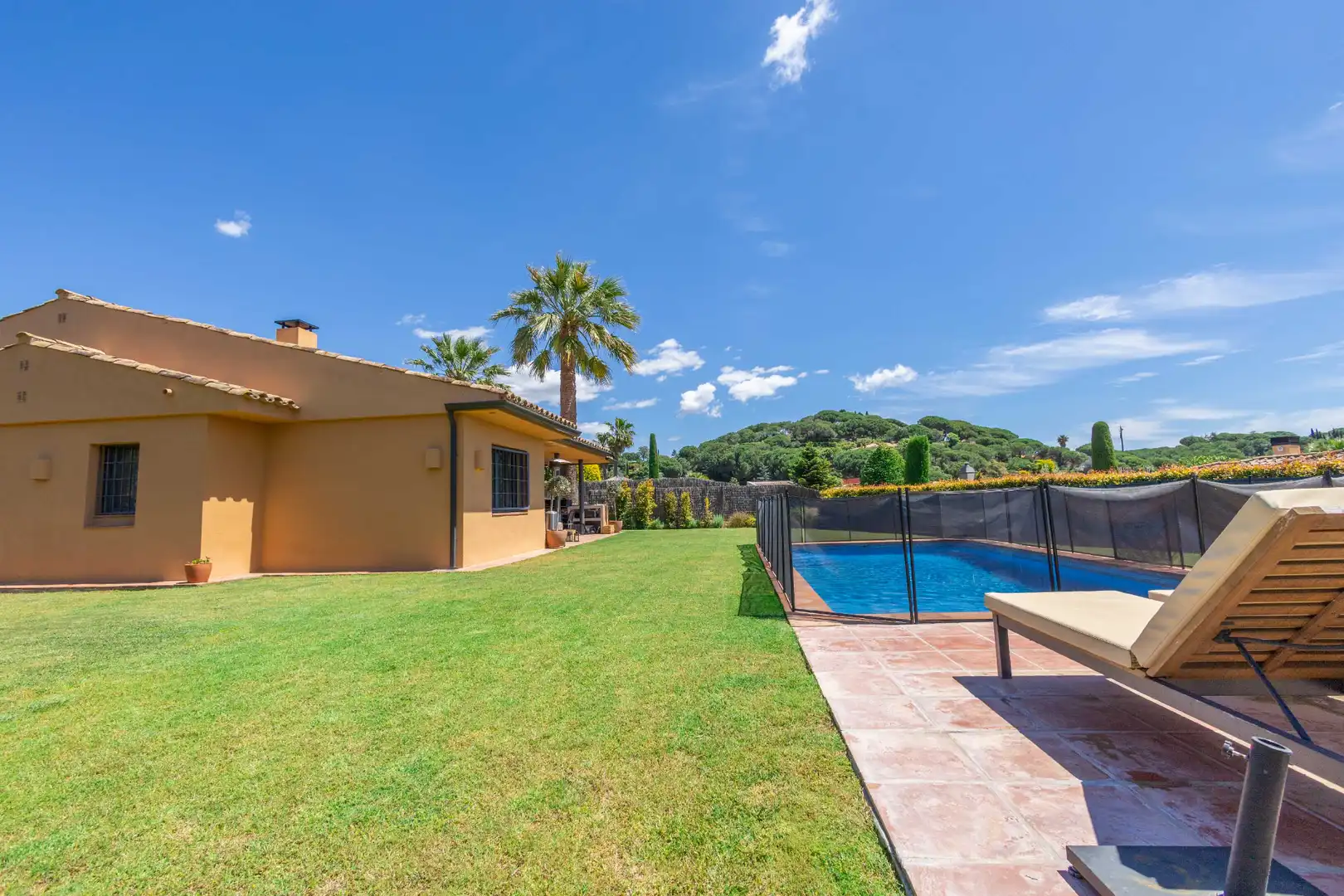 Jardí de Casa o xalet en venda en Sant Vicenç de Montalt amb Aire condicionat, Calefacció i Jardí privat