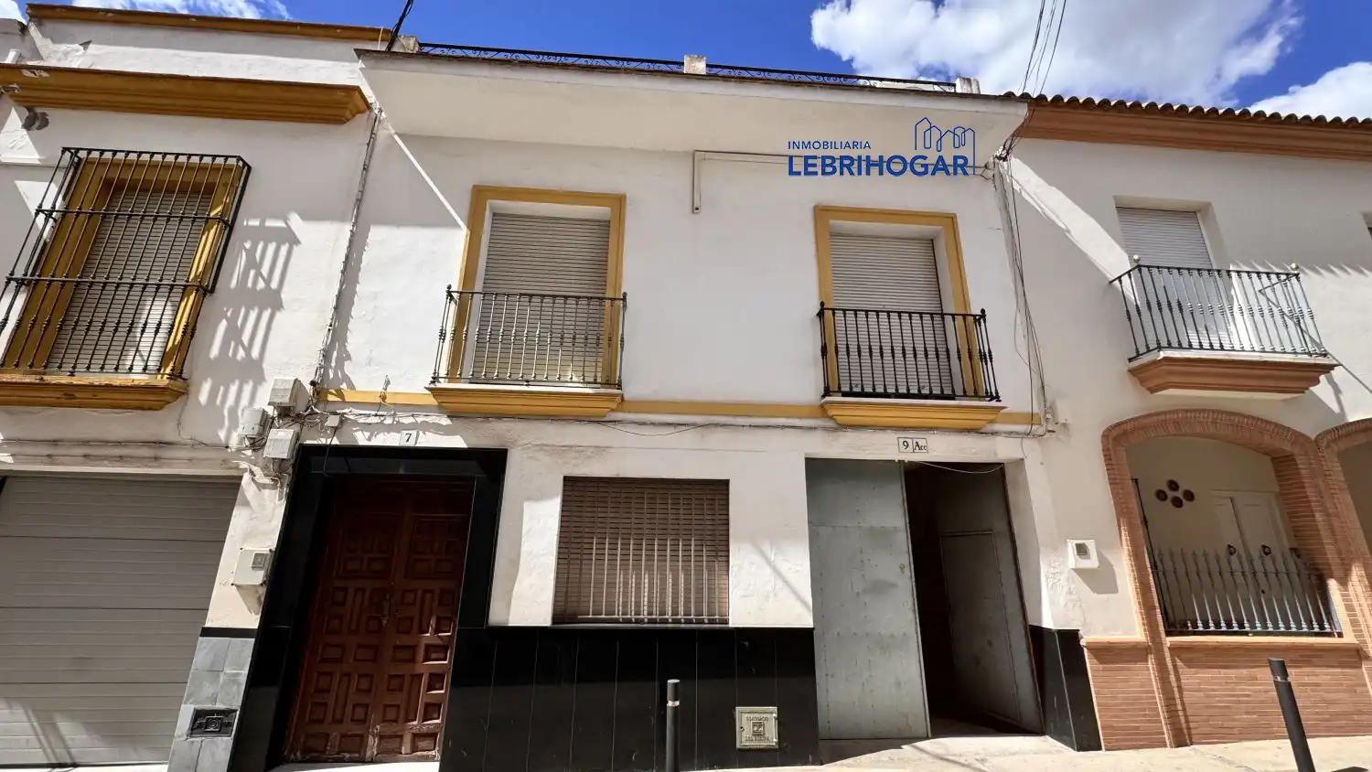 Vista exterior de Casa o chalet en venta en Lebrija con Calefacción, Trastero y Balcón