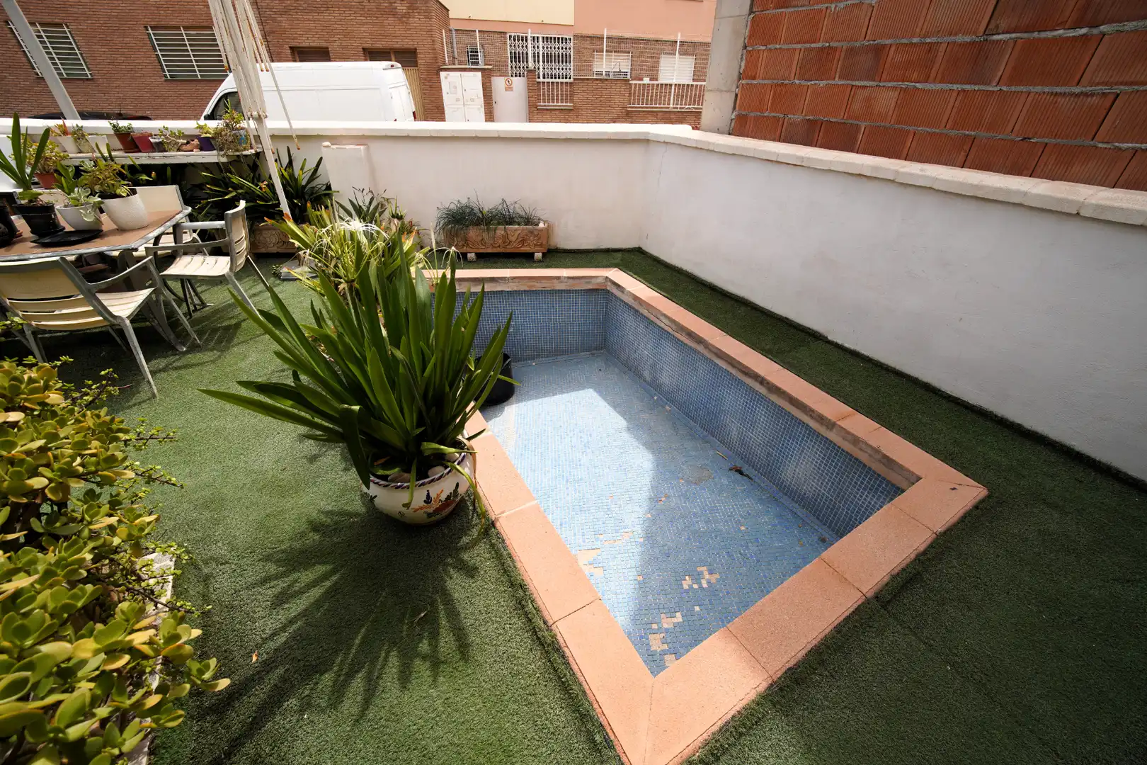 Piscina de Casa adosada en venta en Roquetas de Mar con Aire acondicionado, Jardín privado y Terraza