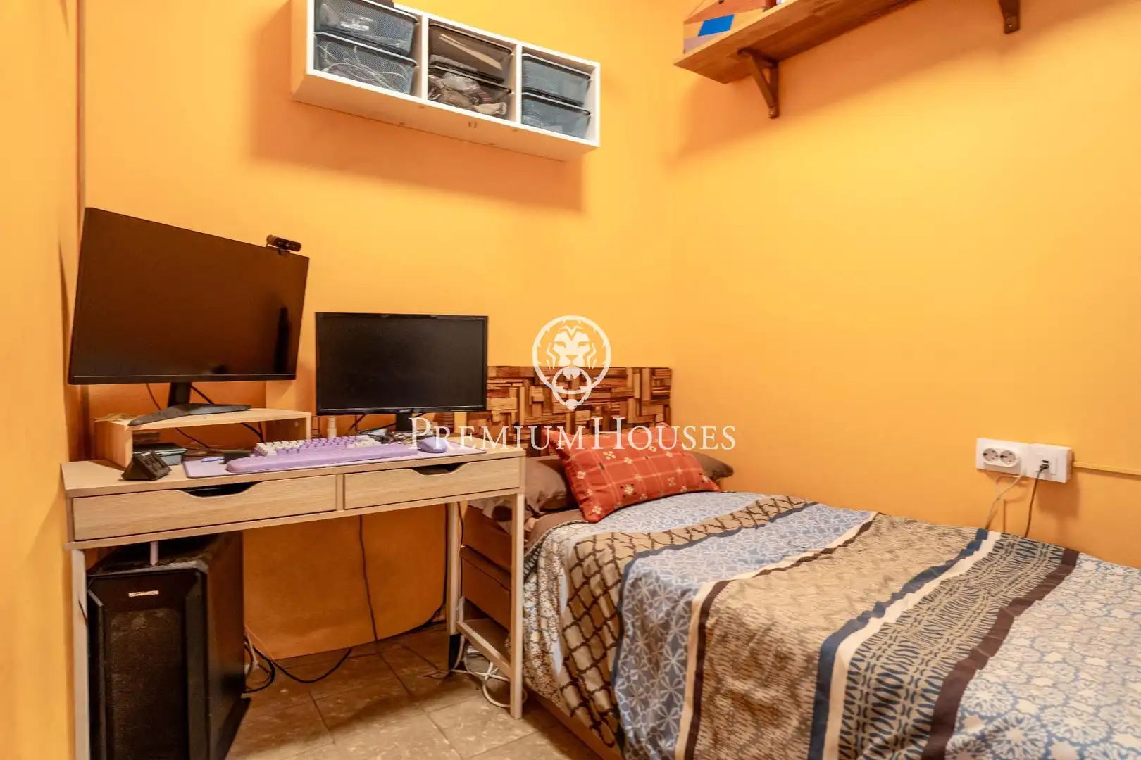 Dormitori de Casa o xalet en venda en Tarragona amb Aire condicionat, Calefacció i Jardí privat
