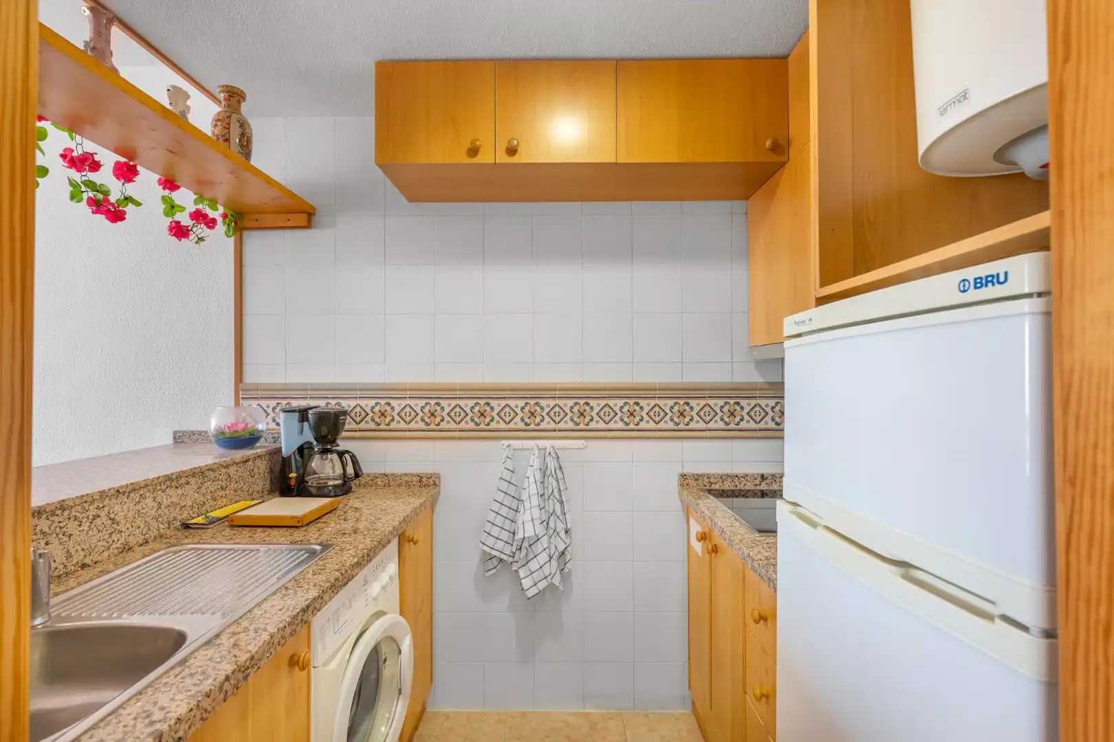 Küche von Wohnungen zum Verkauf in Torrevieja mit Möbliert und Balkon