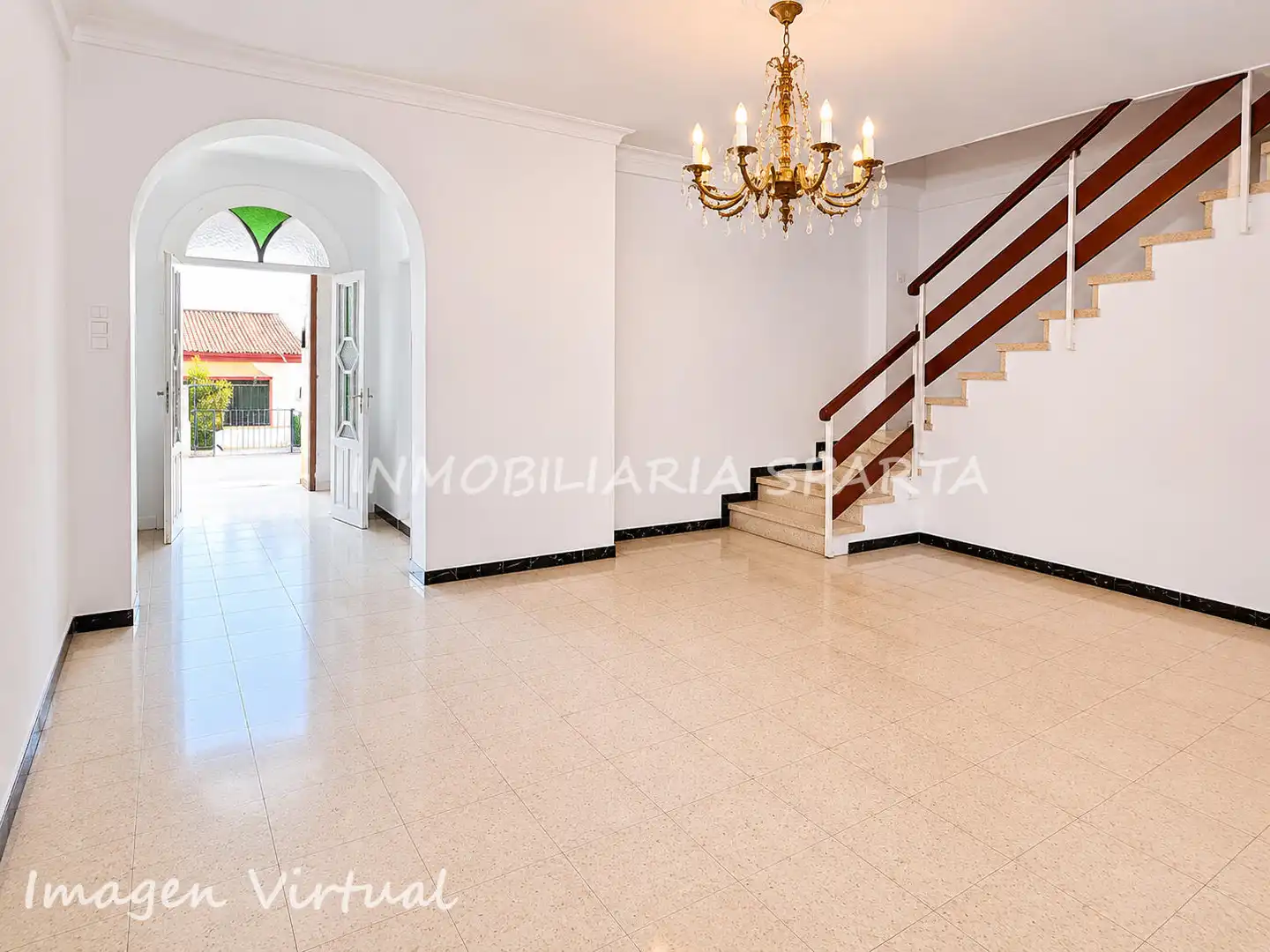 Casa adosada en venta en Santiponce con Terraza, Trastero y Balcón