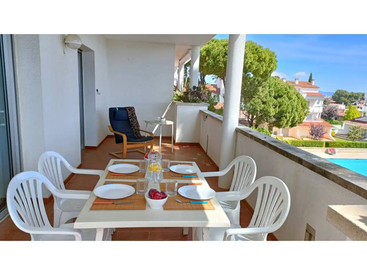 Terraza de Piso en venta en L'Escala con Terraza, Amueblado y Piscina comunitaria