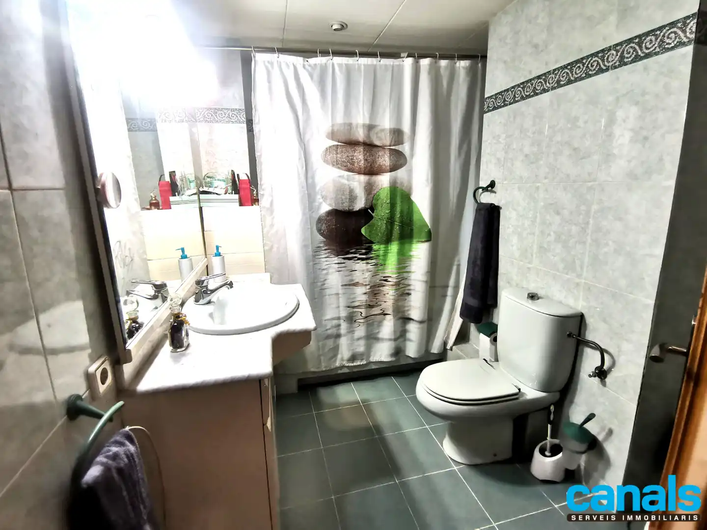 Baño de Piso en venta en Cerdanyola del Vallès con Calefacción, Horno y Balcón