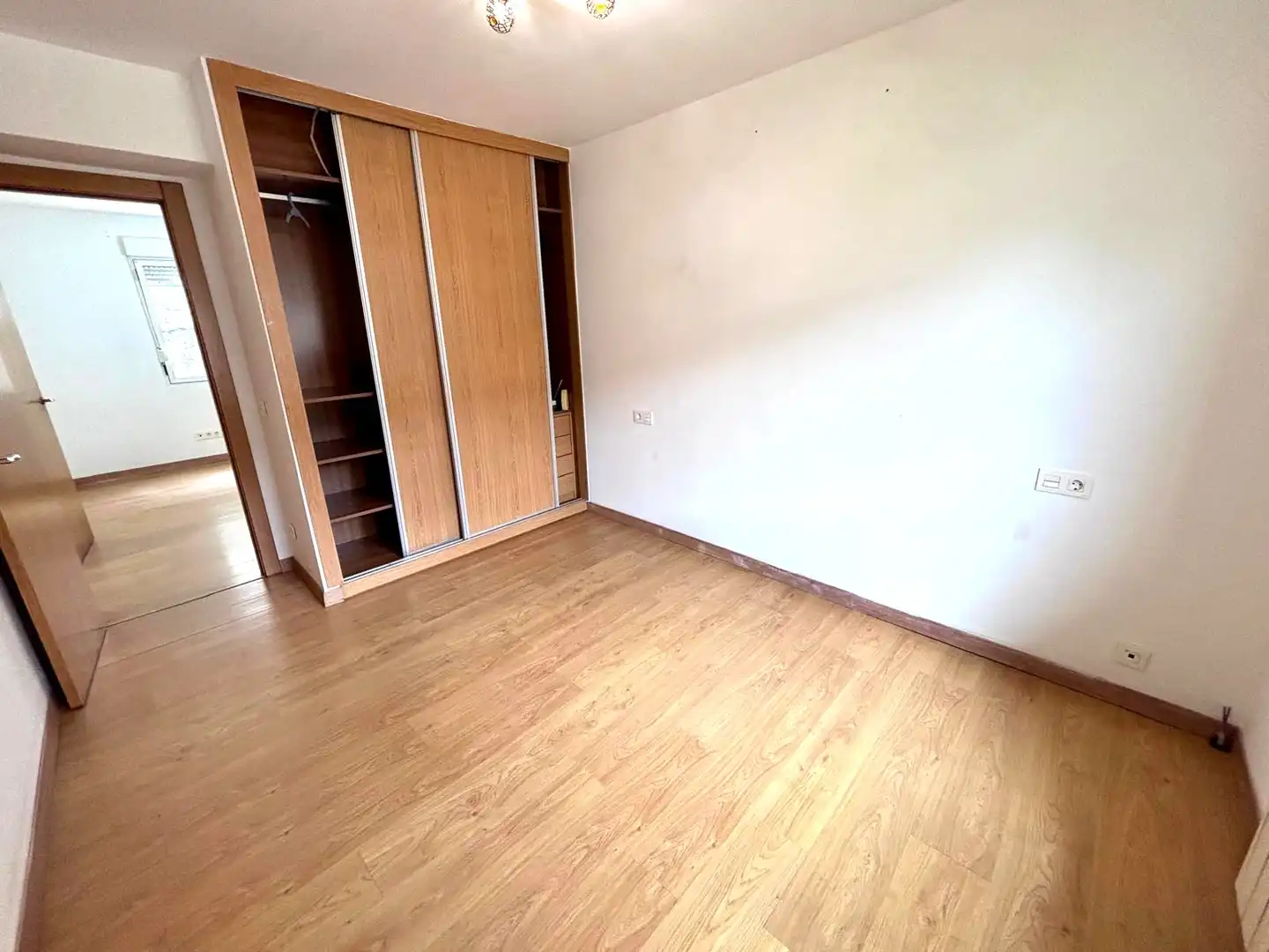 Bedroom of Flat for rent in Gijón   with Heating, Washing machine and Microwave