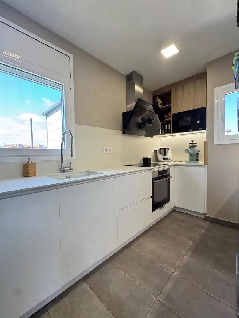 Cocina de Ático en venta en Igualada con Calefacción, Parquet y Terraza