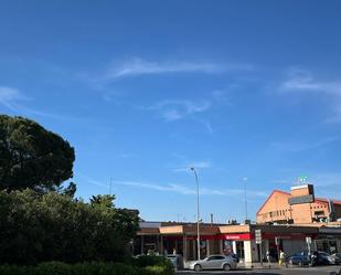 Exterior view of Flat to rent in  Madrid Capital  with Terrace