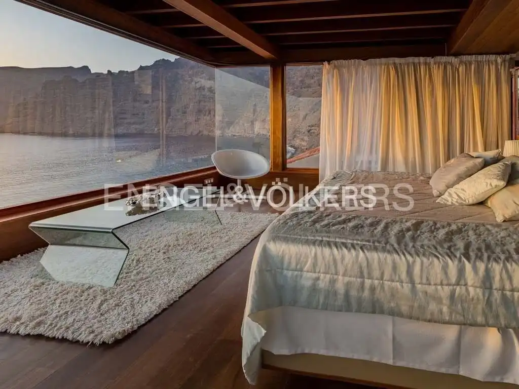 Houses for sale in Acantilados de Los Gigantes