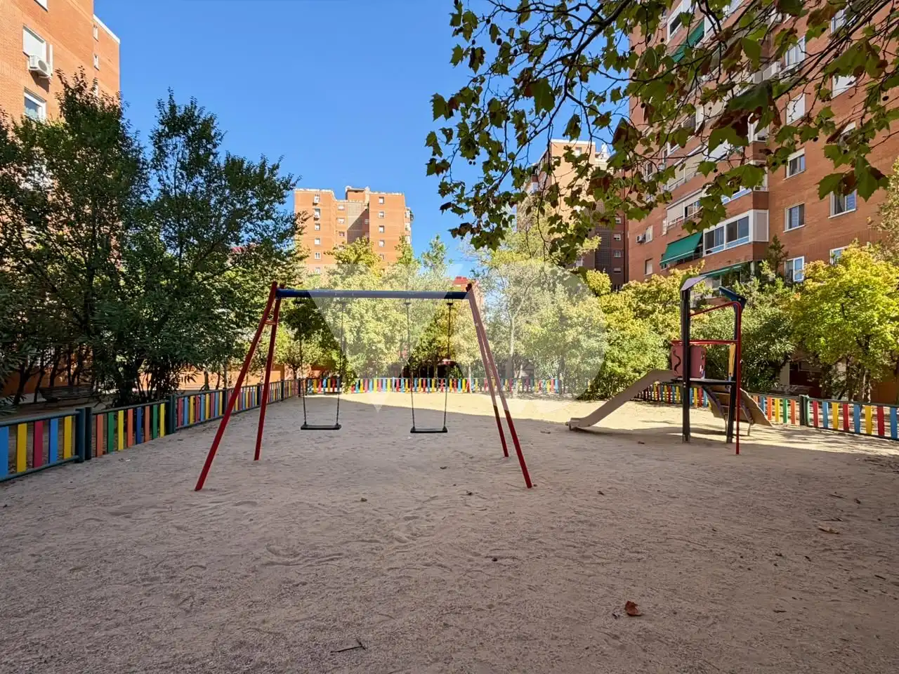 Vista exterior de Piso en venta en Madrid con Calefacción y Terraza