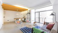 Sala d'estar de Apartament en venda en  Madrid Capital amb Aire condicionat i Calefacció