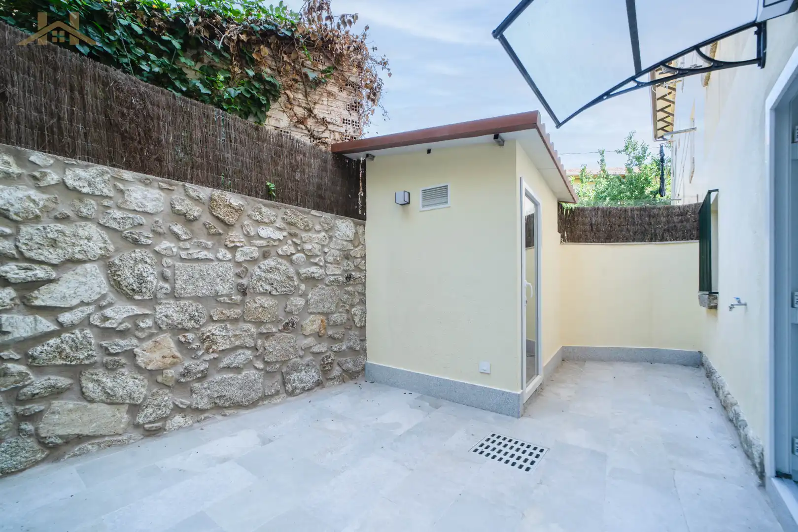 Terraza de Planta baja en venta en El Escorial con Calefacción, Jardín privado y Parquet
