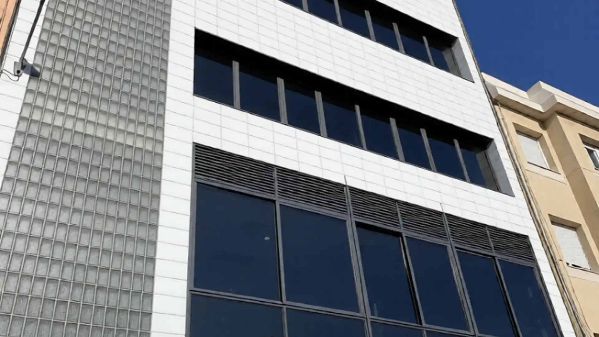 Edificio de alquiler en Centre - Estació