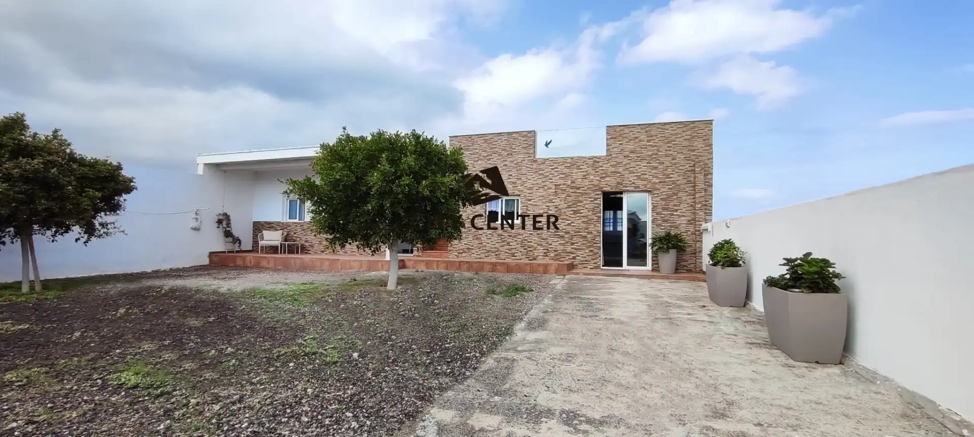 Exterior view of Houses for sale in Arico  with Private garden, Terrace and Furnished