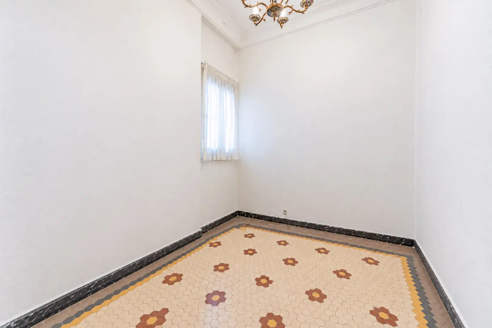 Flat with terrace for sale in Extramurs, imagen 32