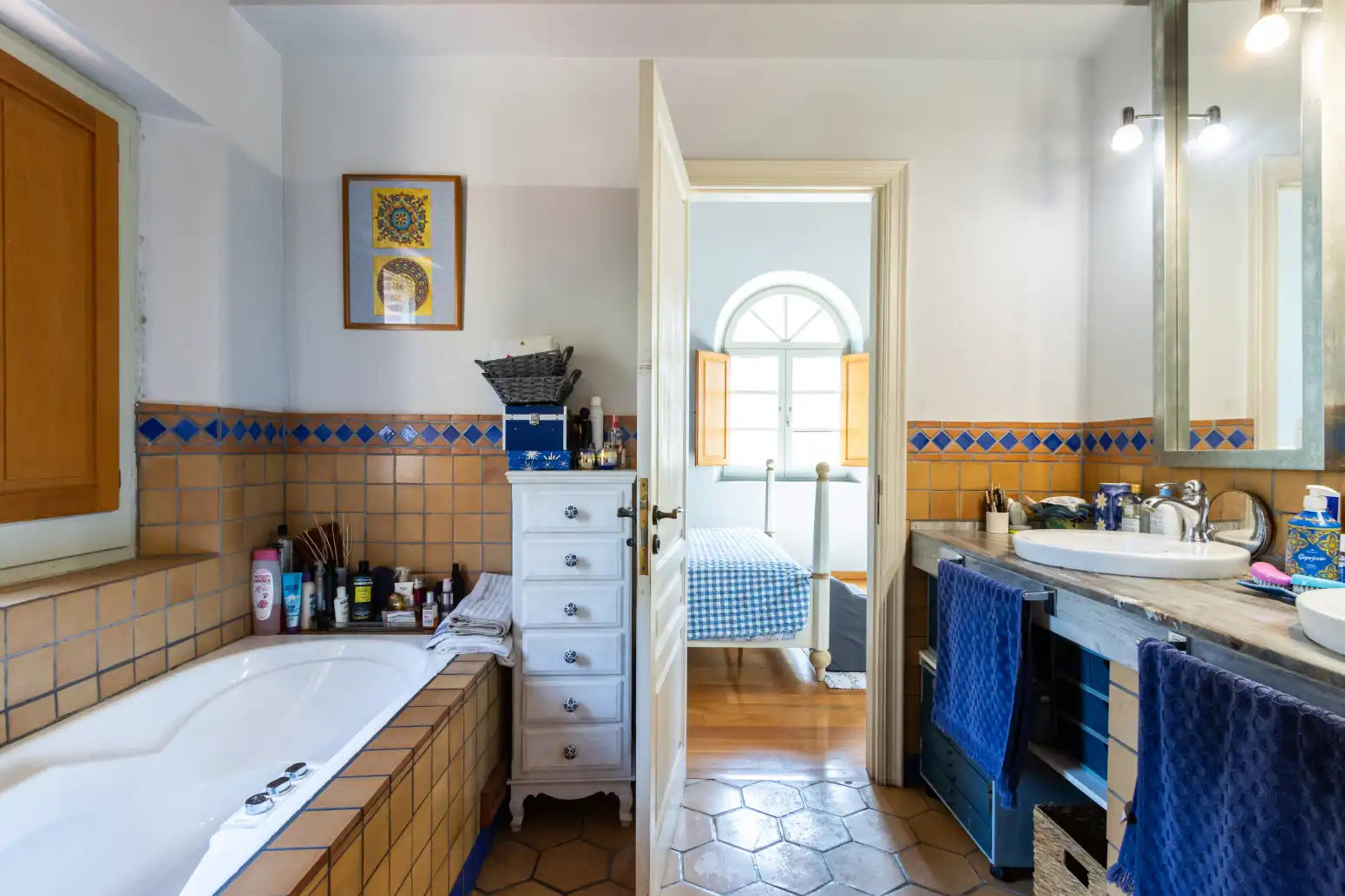 Bathroom of Houses for sale in Matadepera  with Heating and Swimming Pool