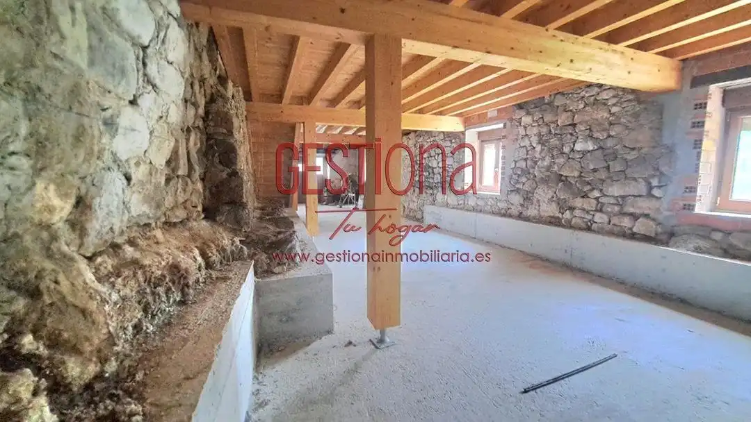 Detached homes for sale in Limpias  with Private garden and Balcony