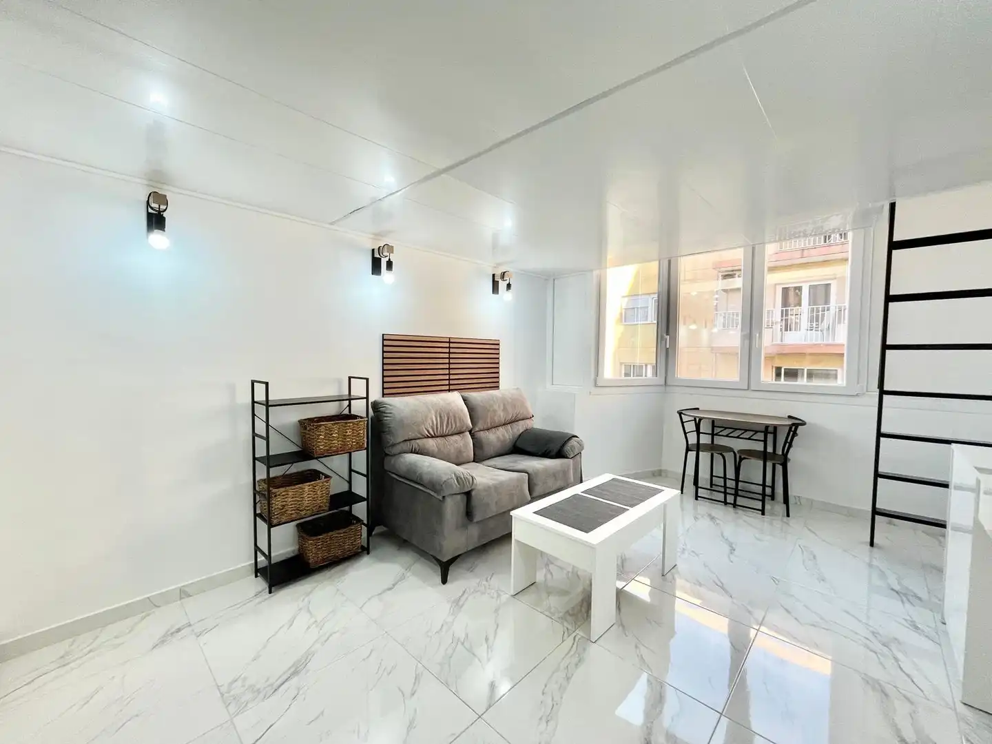 Apartment mit Aufzug zur Miete in Centro