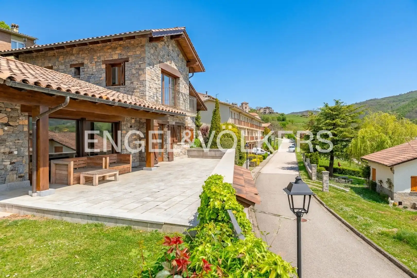 Vista exterior de Casa o chalet en venta en Molló con Calefacción, Jardín privado y Balcón