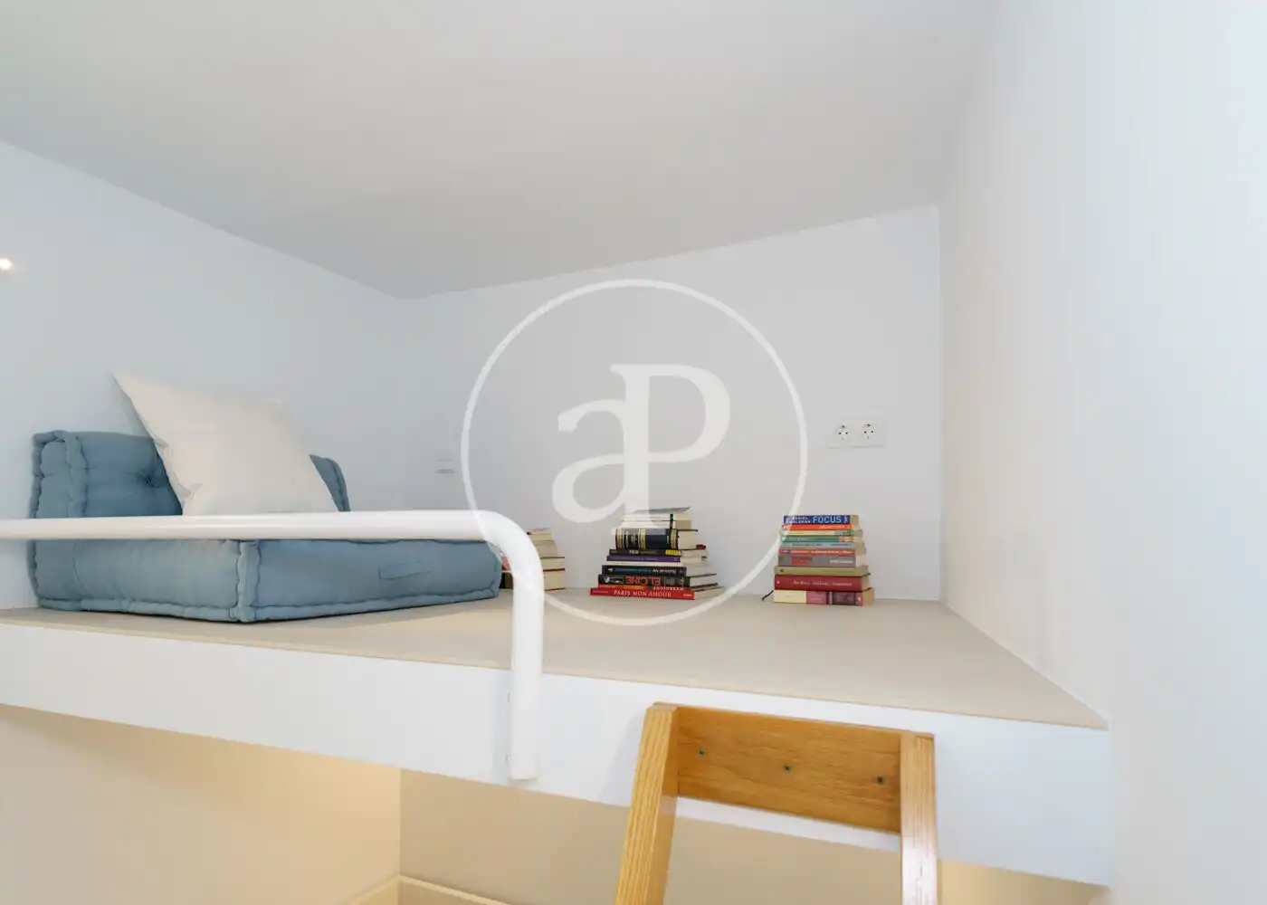Bedroom of Flat for rent in Madrid  with Air Conditioner, Heating and Furnished