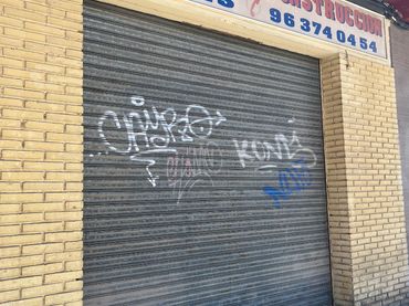 Local comercial de lloguer a Carrer de Joaquín Benlloch