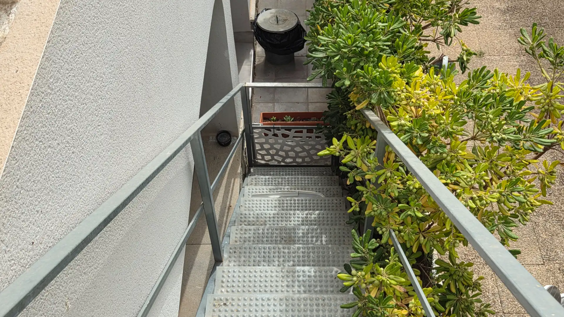 Balcony of Houses for sale in Cartagena  with Air Conditioner, Private garden and Terrace