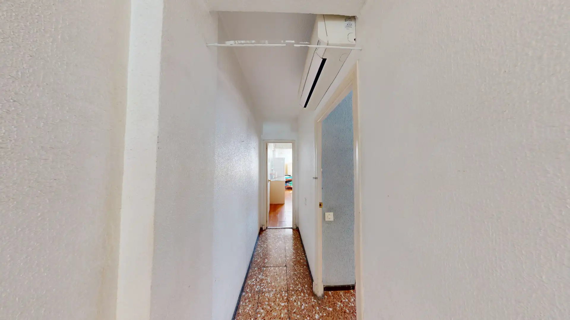 Piso en venta en Alicante / Alacant con Amueblado y Balcón