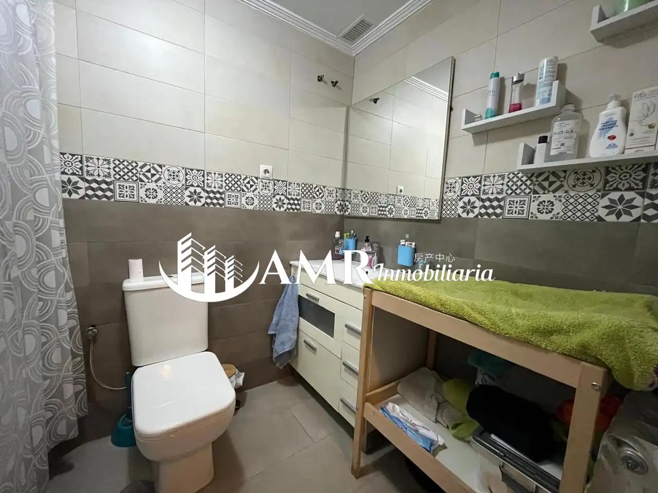 Bathroom of Detached homes for sale in Seseña  with Air Conditioner, Heating and Private garden